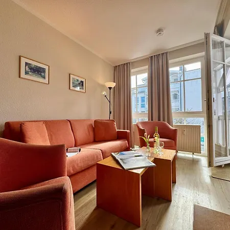 Stilvoll Eingerichtete Mit Grossem Balkon In * Sellin (Rugen)