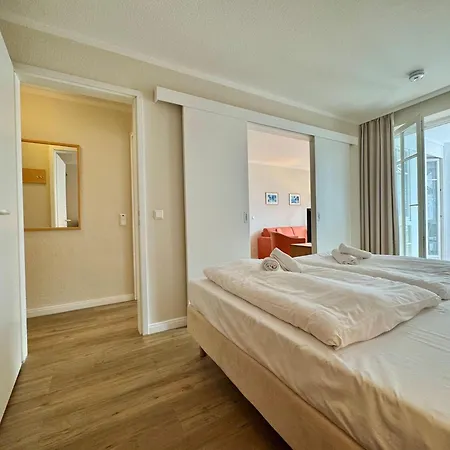 Stilvoll Eingerichtete Mit Grossem Balkon In Lejlighed *