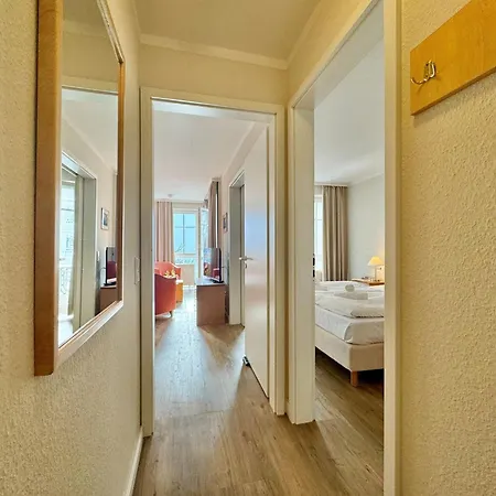 Stilvoll Eingerichtete Mit Grossem Balkon In Lejlighed *