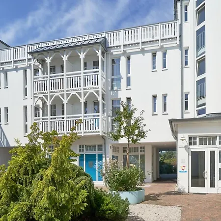 Stilvoll Eingerichtete Mit Grossem Balkon In * Sellin (Rugen)