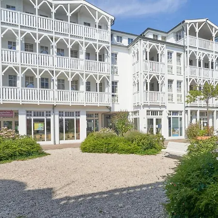 Stilvoll Eingerichtete Mit Grossem Balkon In Lejlighed Sellin (Rugen)
